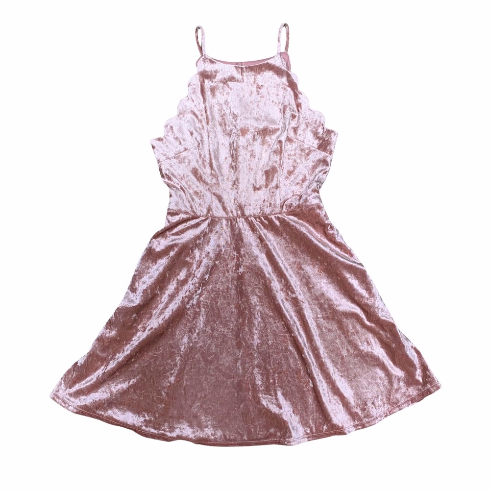 NWT Pink Crushed Velvet Scalloped High-Neck Dress Valentine's Day